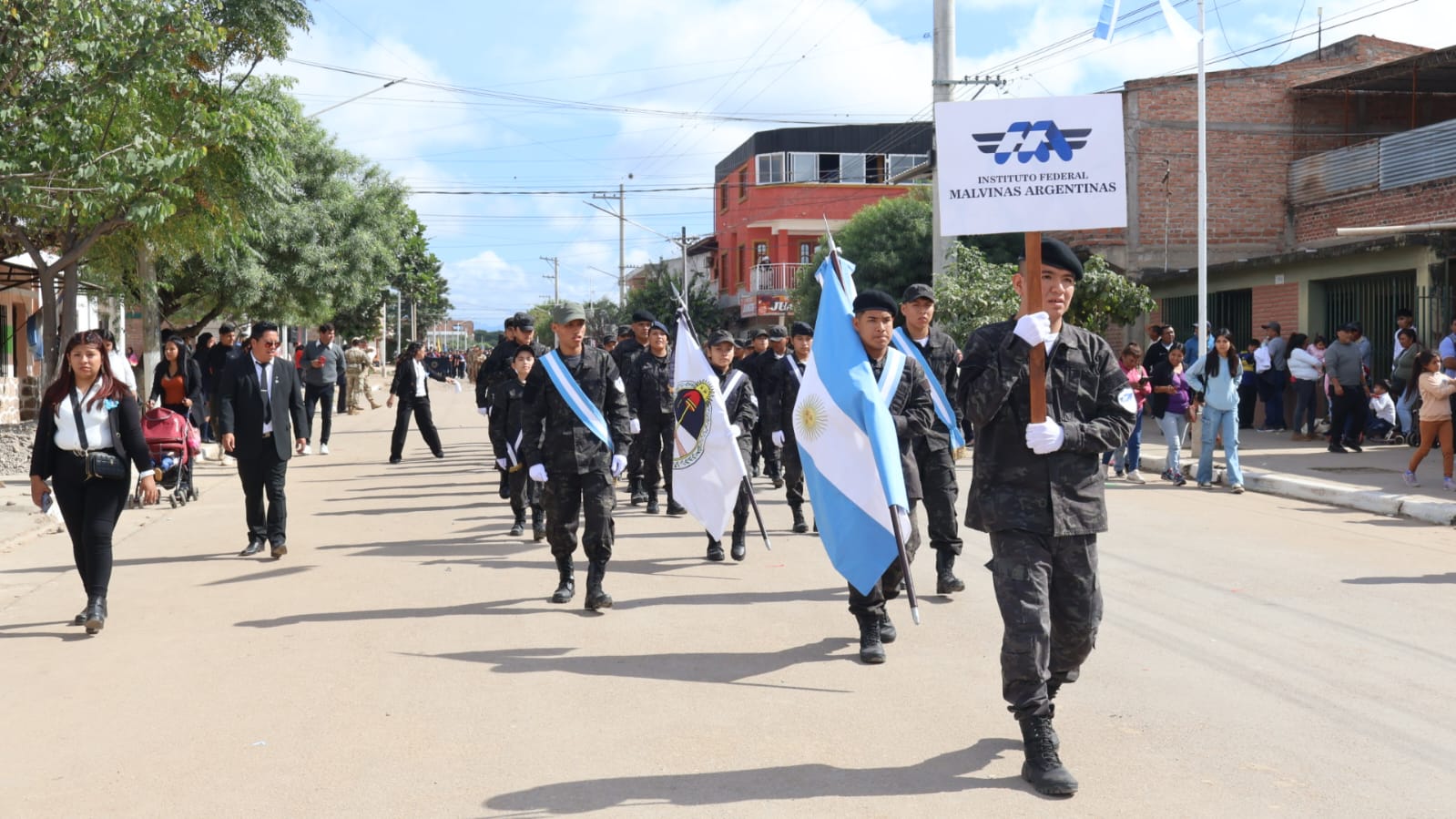 DESFILE CIVICO MILITAR - Sede Fraile Pintado y Ledesma (Jujuy)